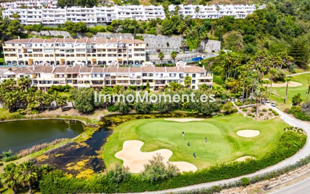 Resale - Apartment - Benahavís - Benahavís Centro