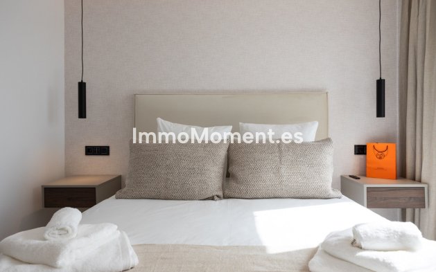 Revente - Appartement - Marbella - Nueva Andalucía