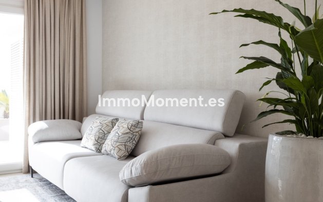 Revente - Appartement - Marbella - Nueva Andalucía