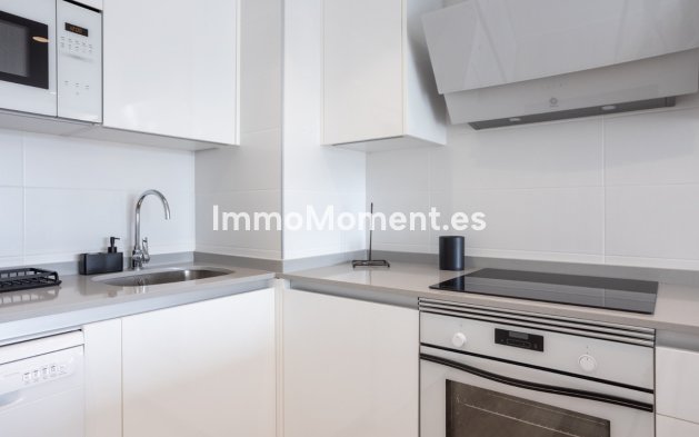 Revente - Appartement - Marbella - Nueva Andalucía