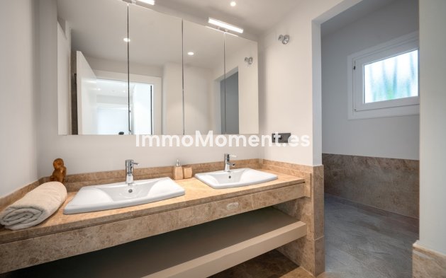 Revente - Maison mitoyenne - Marbella - Marbella Centro