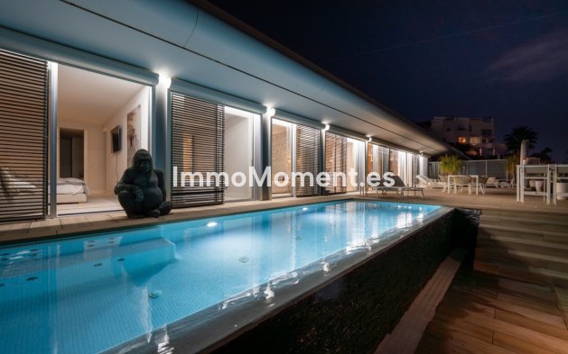 Wiederverkauf - Villa - Estepona  - Estepona Centro