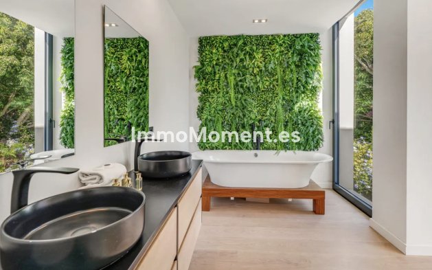 Wiederverkauf - Villa - Marbella - Artola