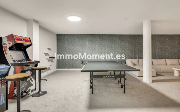 Wiederverkauf - Villa - Marbella - Artola