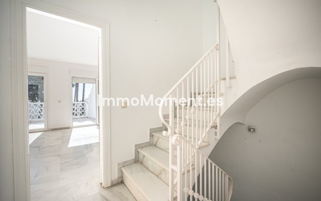 Wiederverkauf - Villa - Marbella - The Golden Mile