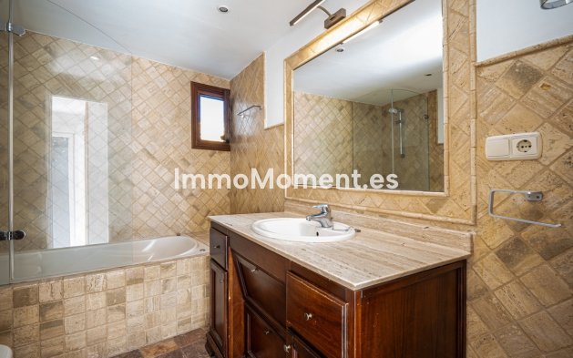 Wiederverkauf - Villa - Marbella - The Golden Mile