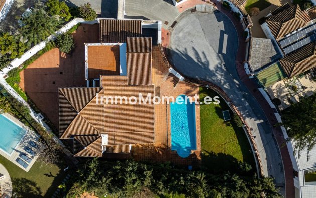 Resale - Villa - Marbella - Nueva Andalucía