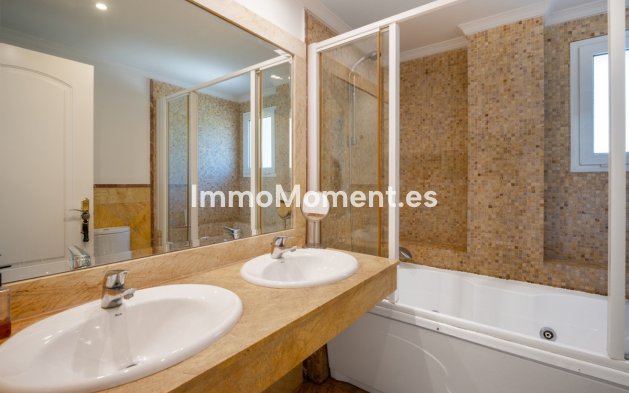 Wiederverkauf - Wohnung - Benalmadena - Benalmadena Centro