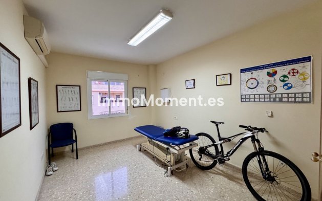 Wiederverkauf - Wohnung - Estepona  - Estepona Centro