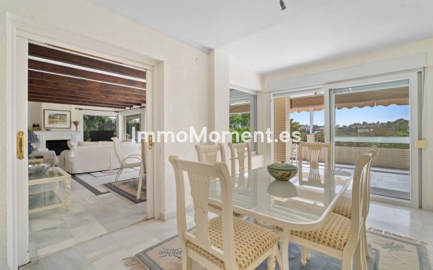 Wiederverkauf - Villa - Marbella - Guadalmina Alta