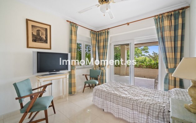 Wiederverkauf - Villa - Marbella - Guadalmina Alta