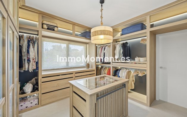 Reventa - Villa - Marbella - Guadalmina Alta