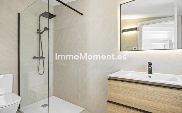 Reventa - Villa - Marbella - Guadalmina Alta