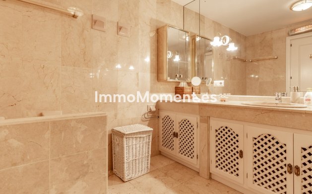 Wiederverkauf - Wohnung - Marbella - Guadalmina Alta