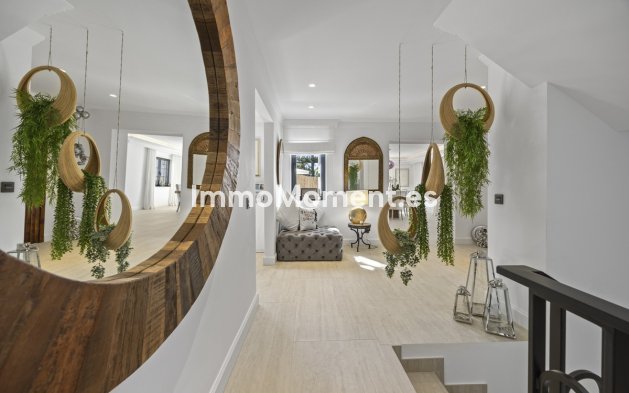 Revente - Villa - Marbella - Guadalmina Alta