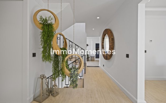 Revente - Villa - Marbella - Guadalmina Alta