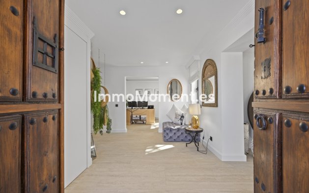 Revente - Villa - Marbella - Guadalmina Alta