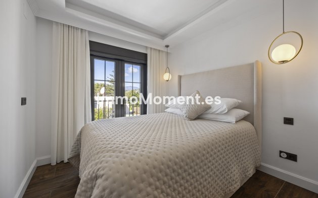 Revente - Villa - Marbella - Guadalmina Alta