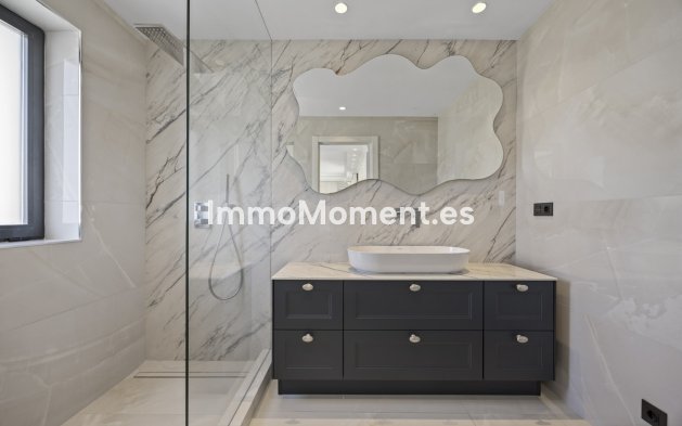 Revente - Villa - Marbella - Guadalmina Alta