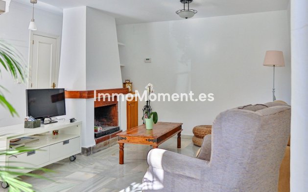 Resale - Villa - Mijas - Mijas Centro