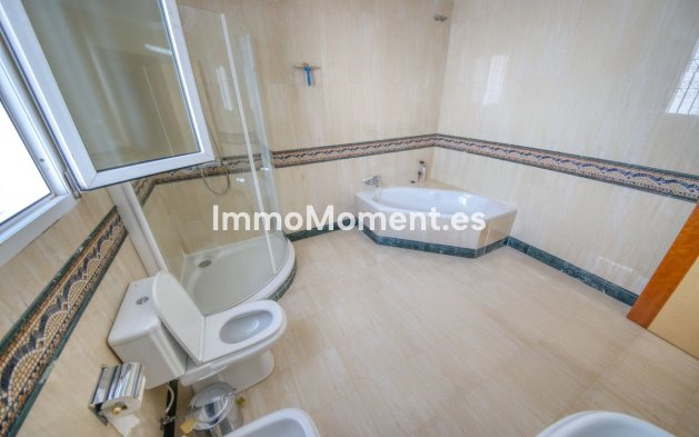 Wiederverkauf - Villa - Benalmadena - Benalmadena Centro