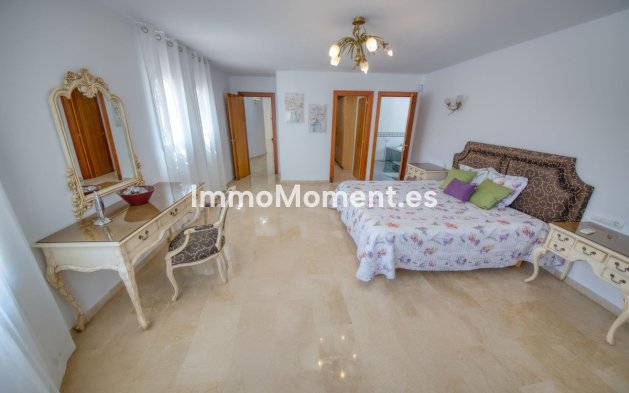 Wiederverkauf - Villa - Benalmadena - Benalmadena Centro