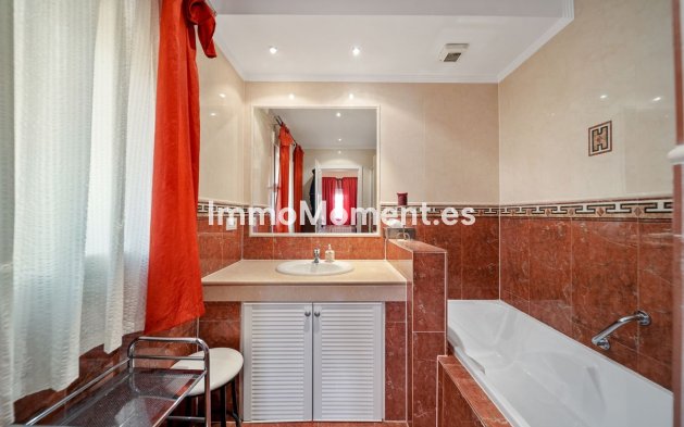 Resale - Villa - Mijas - Mijas Centro