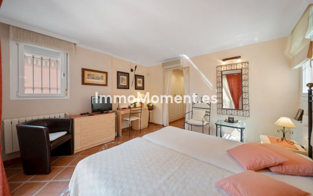 Resale - Villa - Mijas - Mijas Centro