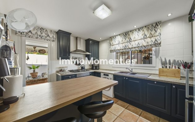 Revente - Villa - Benalmadena - Benalmadena Costa