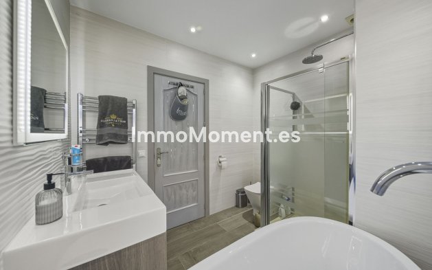 Revente - Villa - Benalmadena - Benalmadena Costa