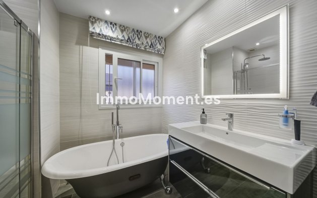 Revente - Villa - Benalmadena - Benalmadena Costa