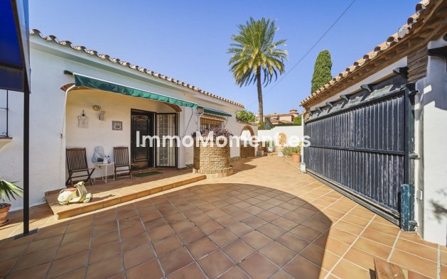 Revente - Villa - Benalmadena - Benalmadena Costa