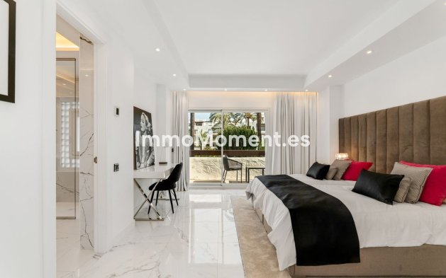 Wiederverkauf - Wohnung - Marbella - Puerto Banús