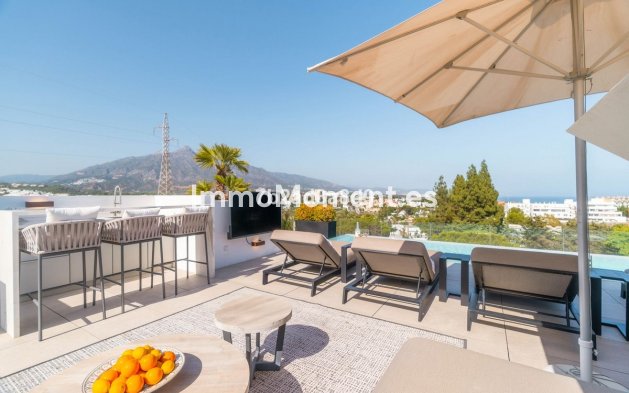 Resale - Villa - Marbella - Nueva Andalucía