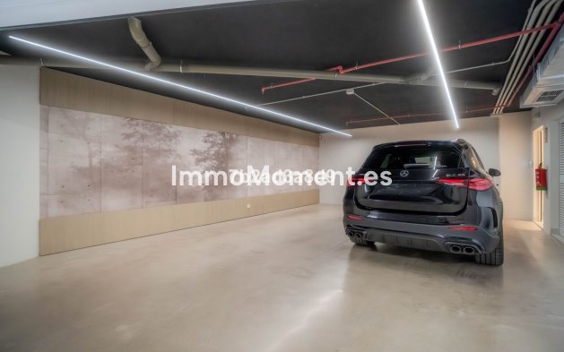 Resale - Villa - Marbella - Nueva Andalucía