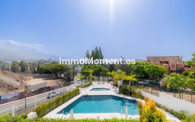 Resale - Villa - Marbella - Nueva Andalucía