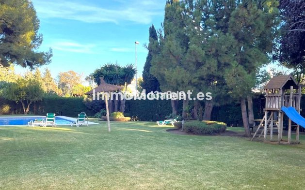 Wiederverkauf - Wohnung - Marbella - Puerto Banús