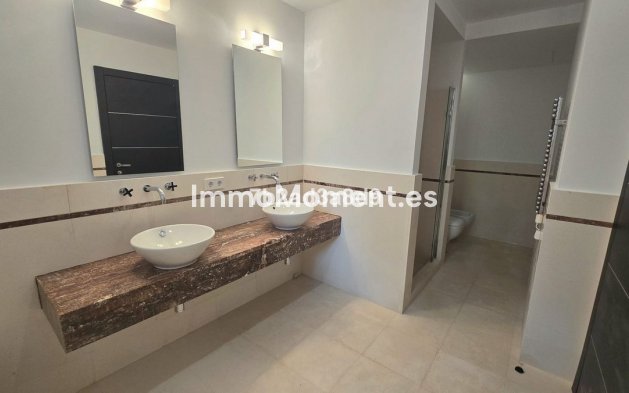 Wiederverkauf - Villa - Marbella - The Golden Mile