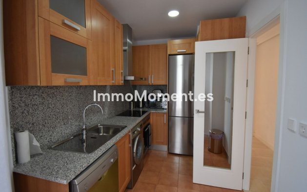 Wiederverkauf - Wohnung - Estepona  - Estepona Centro