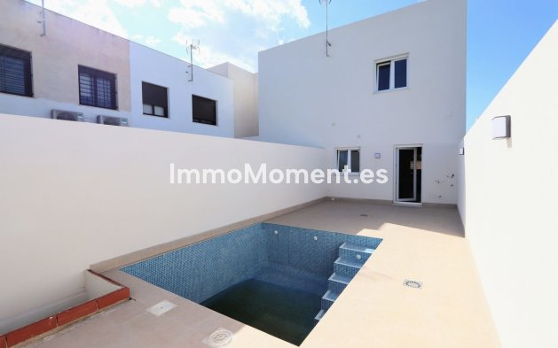 Wiederverkauf - Villa - Pilar de la Horadada - Pilar de la Horadada Centro