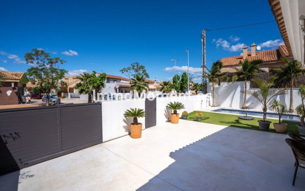 Resale - Villa - Pilar de la Horadada - Torre de la Horadada