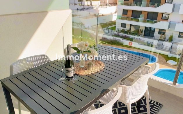 Resale - Apartment - Orihuela - Villamartin