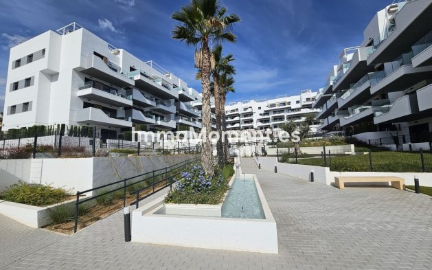 Resale - Apartment - Orihuela - Villamartin