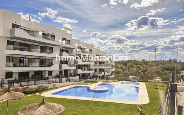 Resale - Apartment - Orihuela - Villamartin