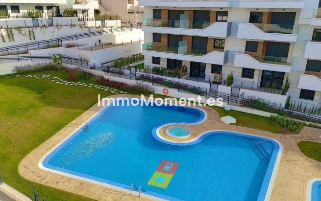 Resale - Apartment - Orihuela - Villamartin