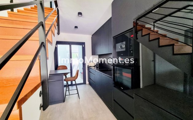 Bestaande woning - Villa - Orihuela - Mil Palmeras