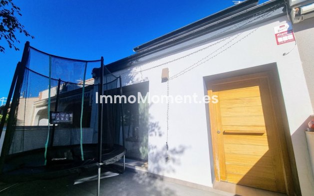 Bestaande woning - Villa - Orihuela - Mil Palmeras