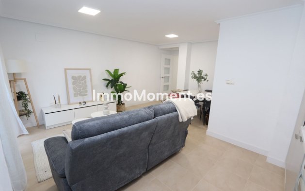 Wiederverkauf - Wohnung - Torrevieja - Torrevieja Centro