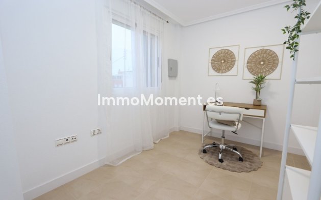 Wiederverkauf - Wohnung - Torrevieja - Torrevieja Centro