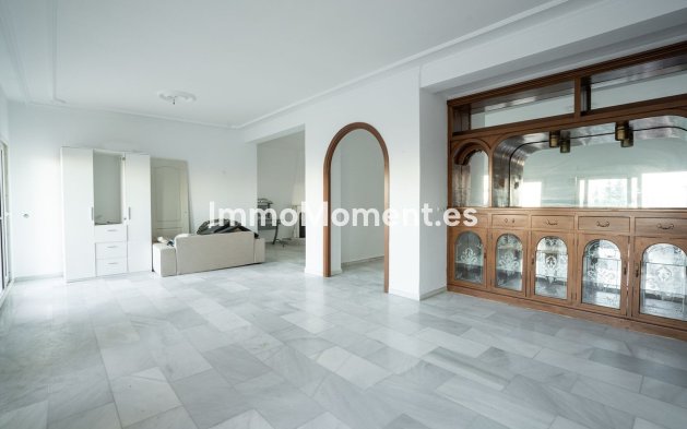 Wiederverkauf - Villa - Benalmadena - Benalmadena Pueblo